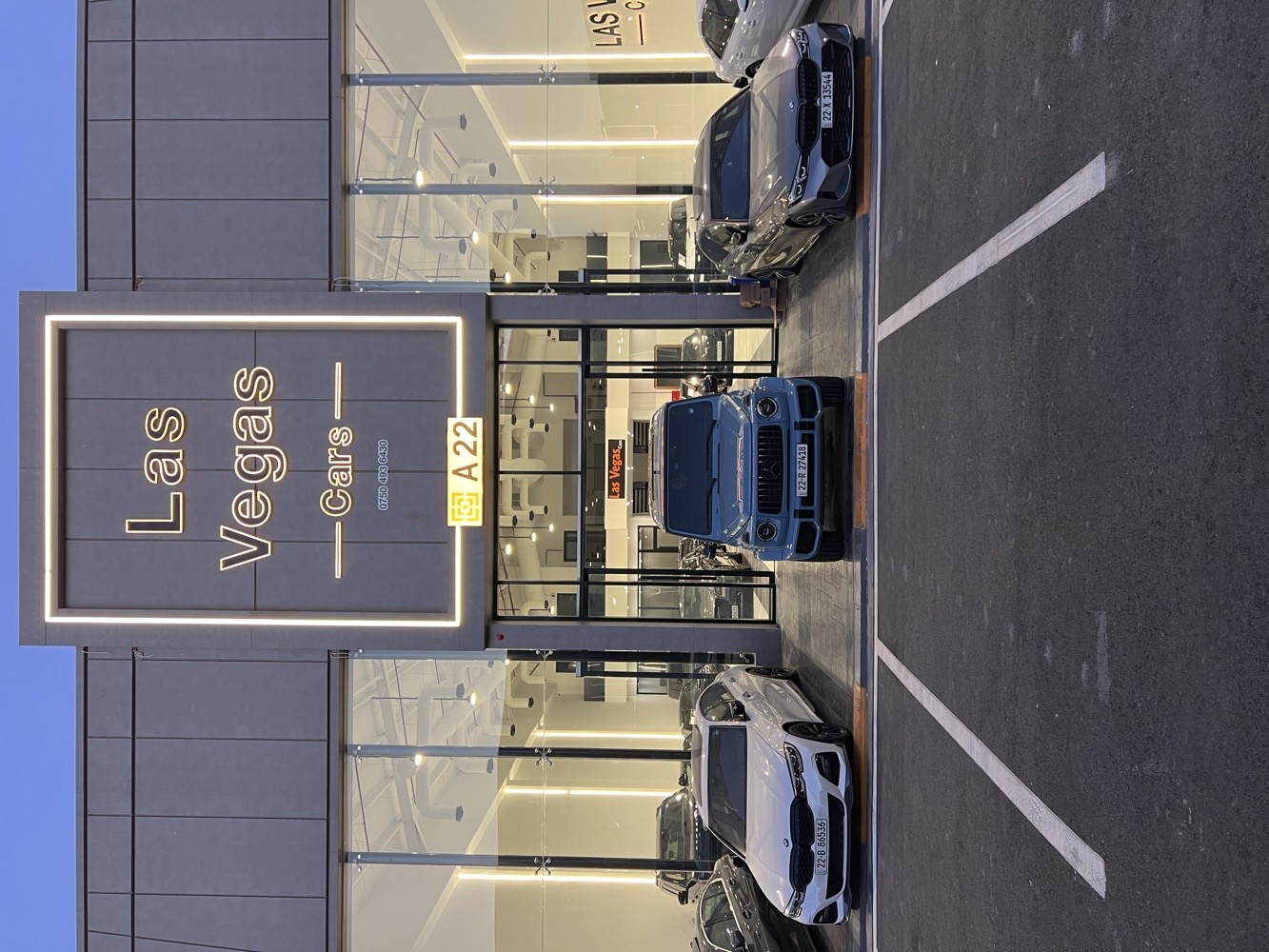 showroom-image